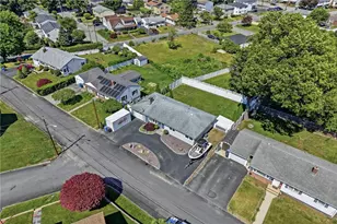 26 Bernard St, Cranston, RI 02920 - Photo 43