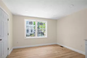 12 Price St, Providence, RI 02907 - Photo 5