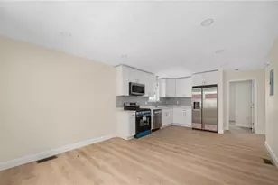 12 Price St, Providence, RI 02907 - Photo 3