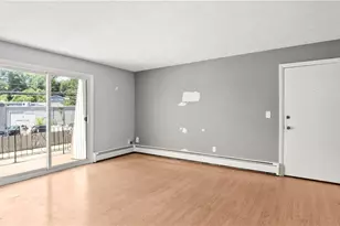 27 Gillen Ave, North Providence, RI 02904 - Photo 3