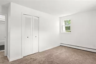 27 Gillen Ave, North Providence, RI 02904 - Photo 9