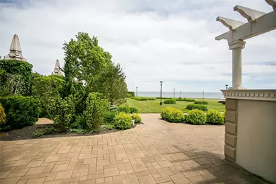241 Ruggles Avenue #B, Newport, RI 02840 - Photo 5