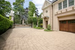 241 Ruggles Ave, Newport, RI 02840 - Photo 3