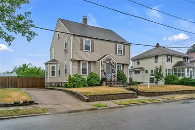 86 Westwood Avenue, Cranston, RI 02905 - Photo 3
