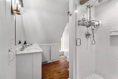 22 Bridge Street, Newport, RI 02840 - Photo 23