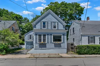 3 Sycamore Street, Newport, RI 02840 - Photo 1