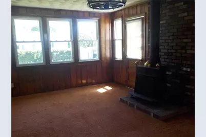 325 Morin Street, Woonsocket, RI 02895 - Photo 13