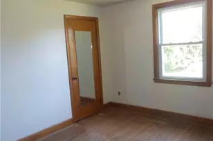 325 Morin St, Woonsocket, RI 02895 - Photo 9