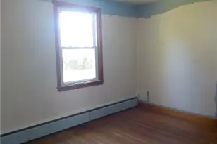 325 Morin St, Woonsocket, RI 02895 - Photo 11