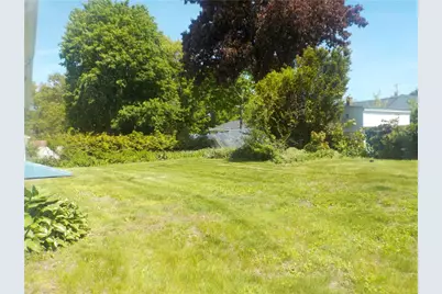 325 Morin Street, Woonsocket, RI 02895 - Photo 5