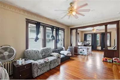 76 Radcliffe Avenue, Providence, RI 02908 - Photo 31