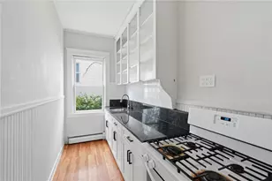 76 Radcliffe Ave, Providence, RI 02908 - Photo 21