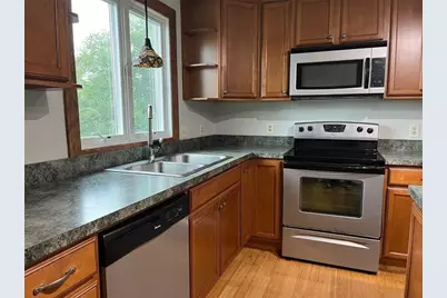 3 Buttonwood Street #2, Bristol, RI 02809 - Photo 7