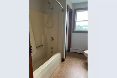 3 Buttonwood Street #2, Bristol, RI 02809 - Photo 9