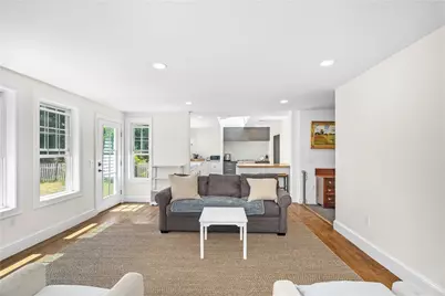 24 Huntington Drive, East Providence, RI 02916 - Photo 9