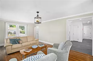 24 Huntington Dr, East Providence, RI 02916 - Photo 7