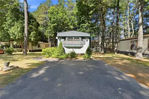 28 Leisure Way, Coventry, RI 02816 - Photo 3