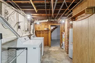 116 Warwick Rd, Pawtucket, RI 02861 - Photo 39