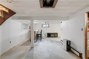 116 Warwick Rd, Pawtucket, RI 02861 - Photo 33