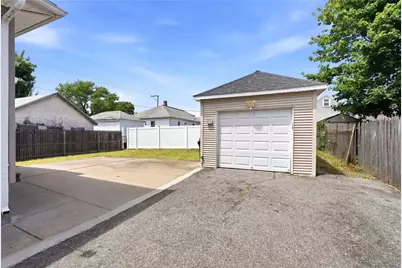 116 Warwick Road, Pawtucket, RI 02861 - Photo 41