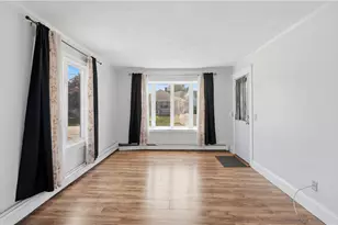 116 Warwick Rd, Pawtucket, RI 02861 - Photo 5