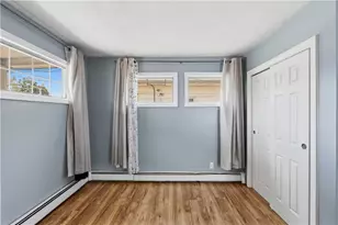 116 Warwick Rd, Pawtucket, RI 02861 - Photo 13