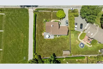 14 Wolcott Avenue, Middletown, RI 02842 - Photo 47