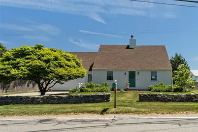 14 Wolcott Avenue, Middletown, RI 02842 - Photo 3