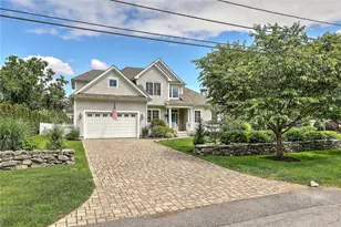 49 Walley St, Bristol, RI 02809 - Photo 7