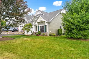 55 Travelers Ct, East Greenwich, RI 02818 - Photo 3