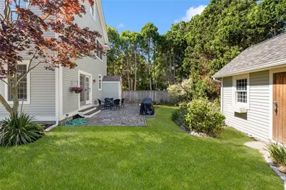 42 Camden Road, Narragansett, RI 02882 - Photo 7