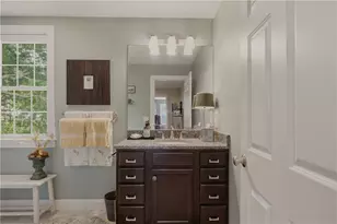 11 King Philip Ave, Bristol, RI 02809 - Photo 31