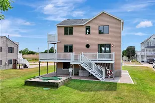 17 Lawton Ave, Westerly, RI 02891 - Photo 7