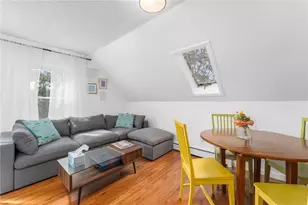 183 Wood St, Bristol, RI 02809 - Photo 5