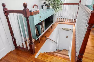 183 Wood St, Bristol, RI 02809 - Photo 3