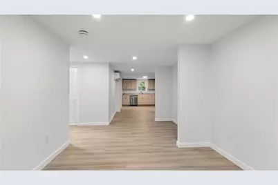 235 Main Street, Cranston, RI 02831 - Photo 5