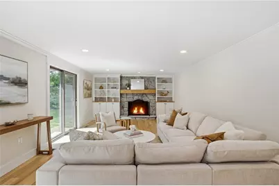5763 Post Road, East Greenwich, RI 02818 - Photo 9