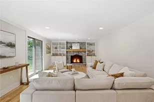 5763 Post Rd, East Greenwich, RI 02818 - Photo 9