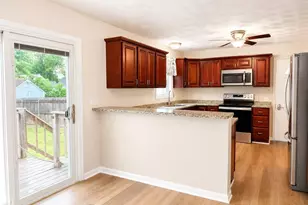 182 Gorham Ave, Warwick, RI 02886 - Photo 5