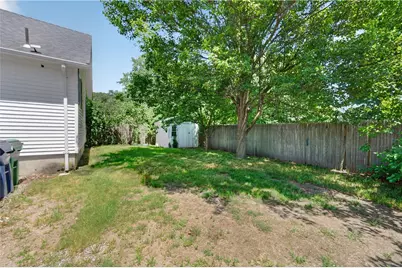 50 Lloyd Avenue, Warwick, RI 02889 - Photo 17