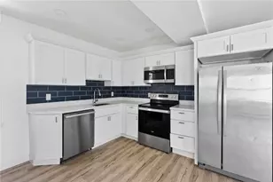 50 Lloyd Ave, Warwick, RI 02889 - Photo 3