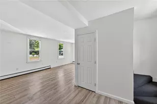 50 Lloyd Ave, Warwick, RI 02889 - Photo 7