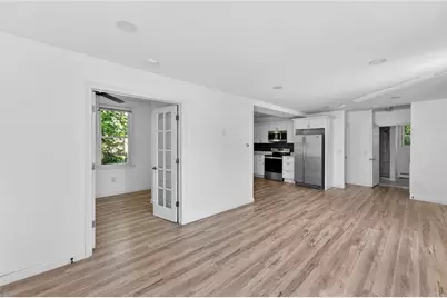 50 Lloyd Avenue, Warwick, RI 02889 - Photo 5