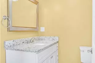 38 Maple St, Providence, RI 02903 - Photo 13
