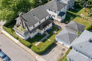 440 Broadway, Newport, RI 02840 - Photo 5