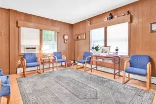 440 Broadway, Newport, RI 02840 - Photo 15