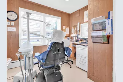 440 Broadway, Newport, RI 02840 - Photo 19