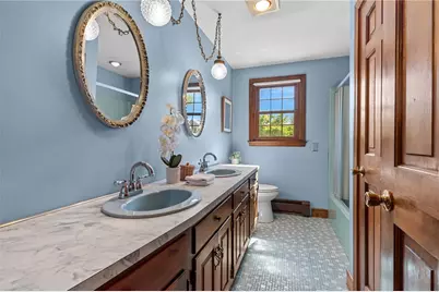 4 Karen Lane, Bristol, RI 02809 - Photo 29
