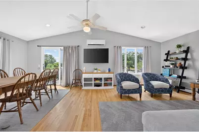 8 Southwest Road, Narragansett, RI 02882 - Photo 5