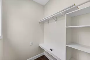 25 Fairview St, Providence, RI 02908 - Photo 11